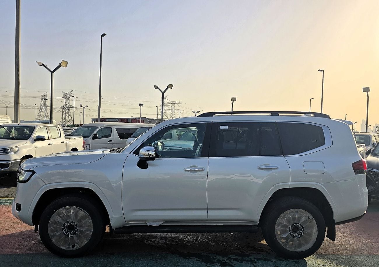 Toyota Land Cruiser VX Toyota land cruiser Vx 3.5l turbo 4*4 A/T  white /black Color 2026