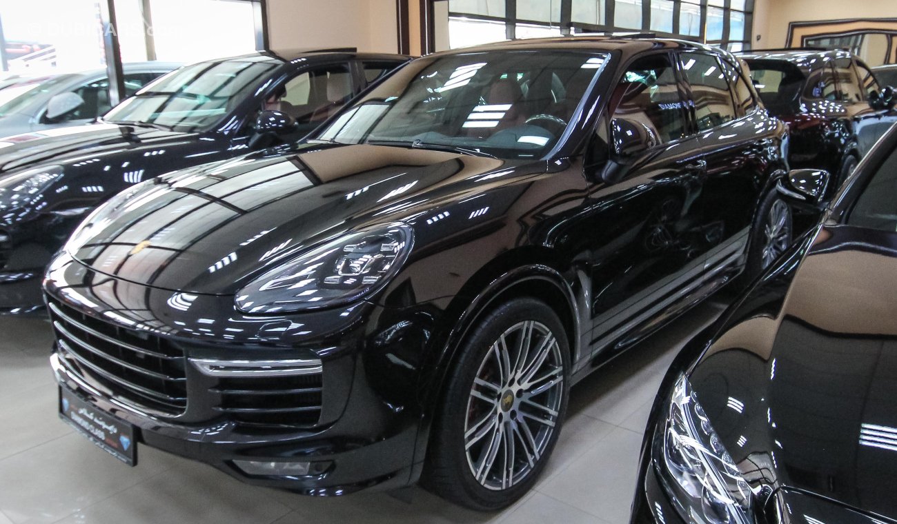 Porsche Cayenne GTS