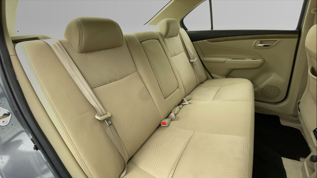 سوزوكي سياز GL 1.5 | بدون دفعة مقدمة | اختبار القيادة في المنزل