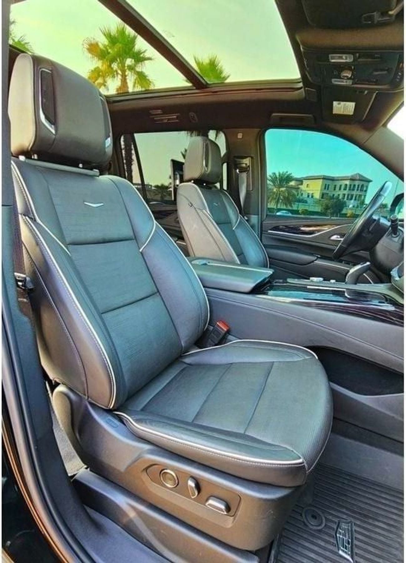 كاديلاك إسكالاد Premium Luxury Platinum 6.2L 4WD