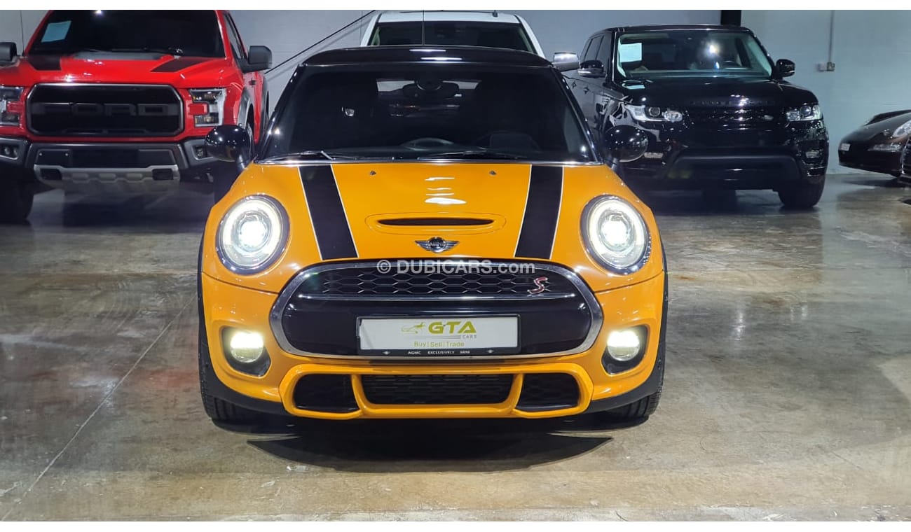 ميني كوبر إس 2016 Mini Cooper S JCW, Warranty, Full History, Excellent Condition, GCC