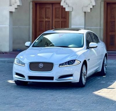 Jaguar F-TYPE جاكوار FX خليجي V6 سوبر تشارج موديل فل اوبشن