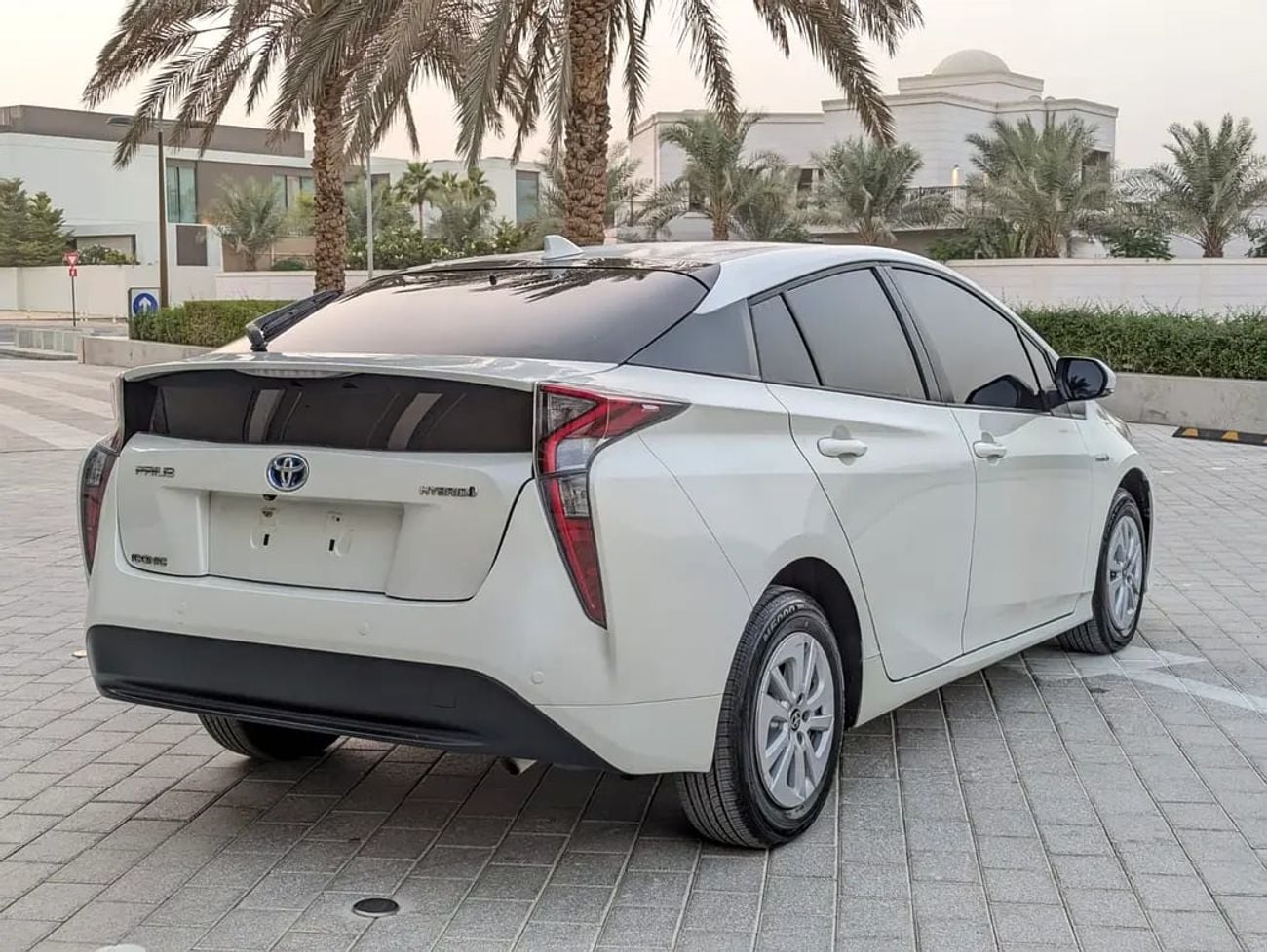 تويوتا برياس Iconic - GCC Specs Full Option With Navigation and Leather Seats