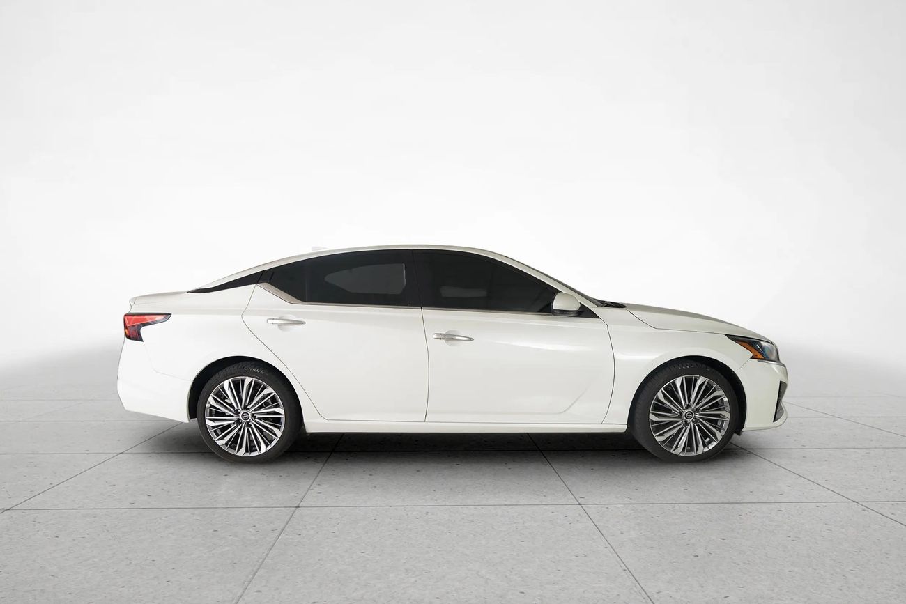 Nissan Altima SV 2.5L SV 2.5