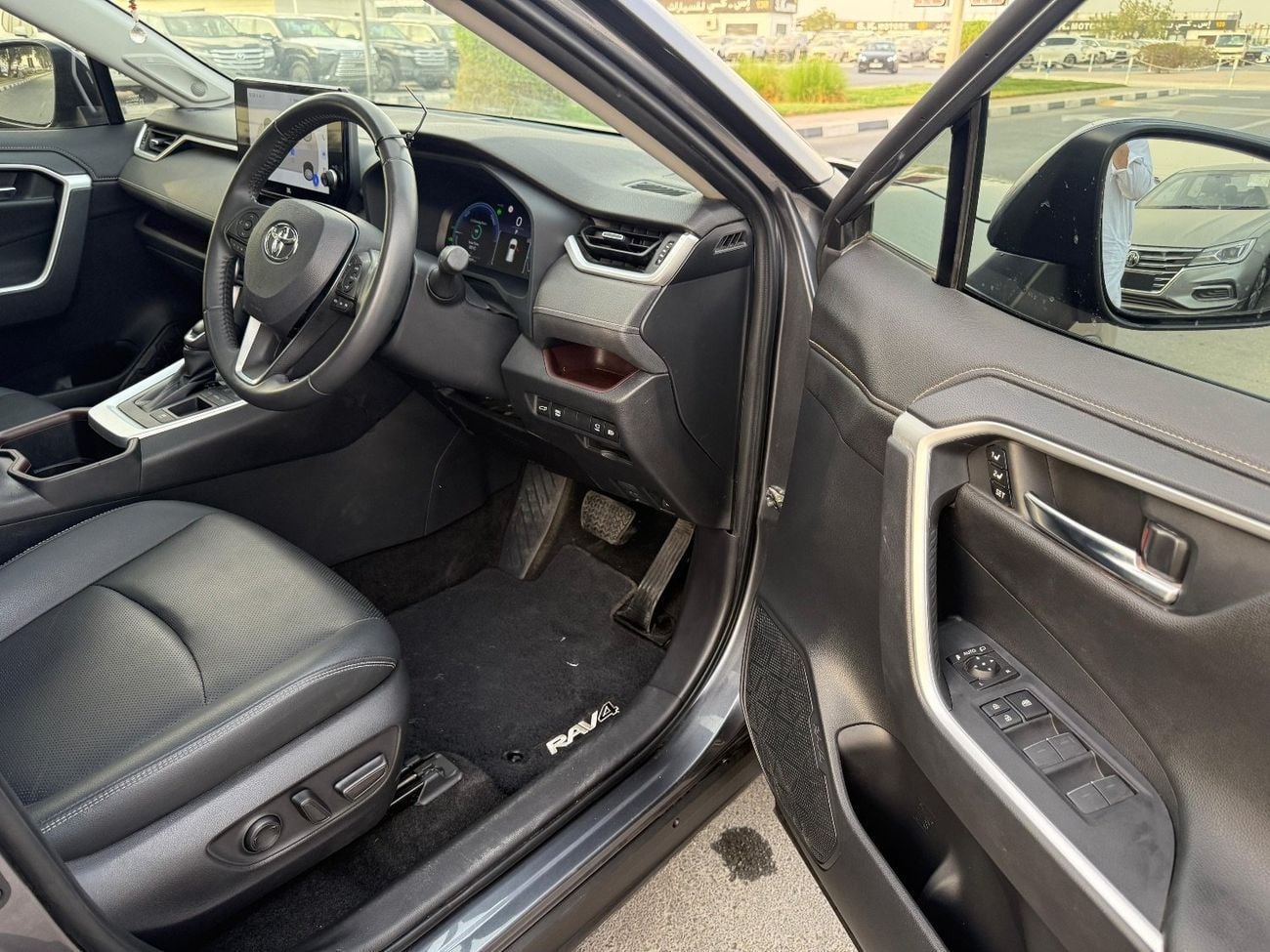 تويوتا راف ٤ VXR HEV 2.5L VXR Hybrid