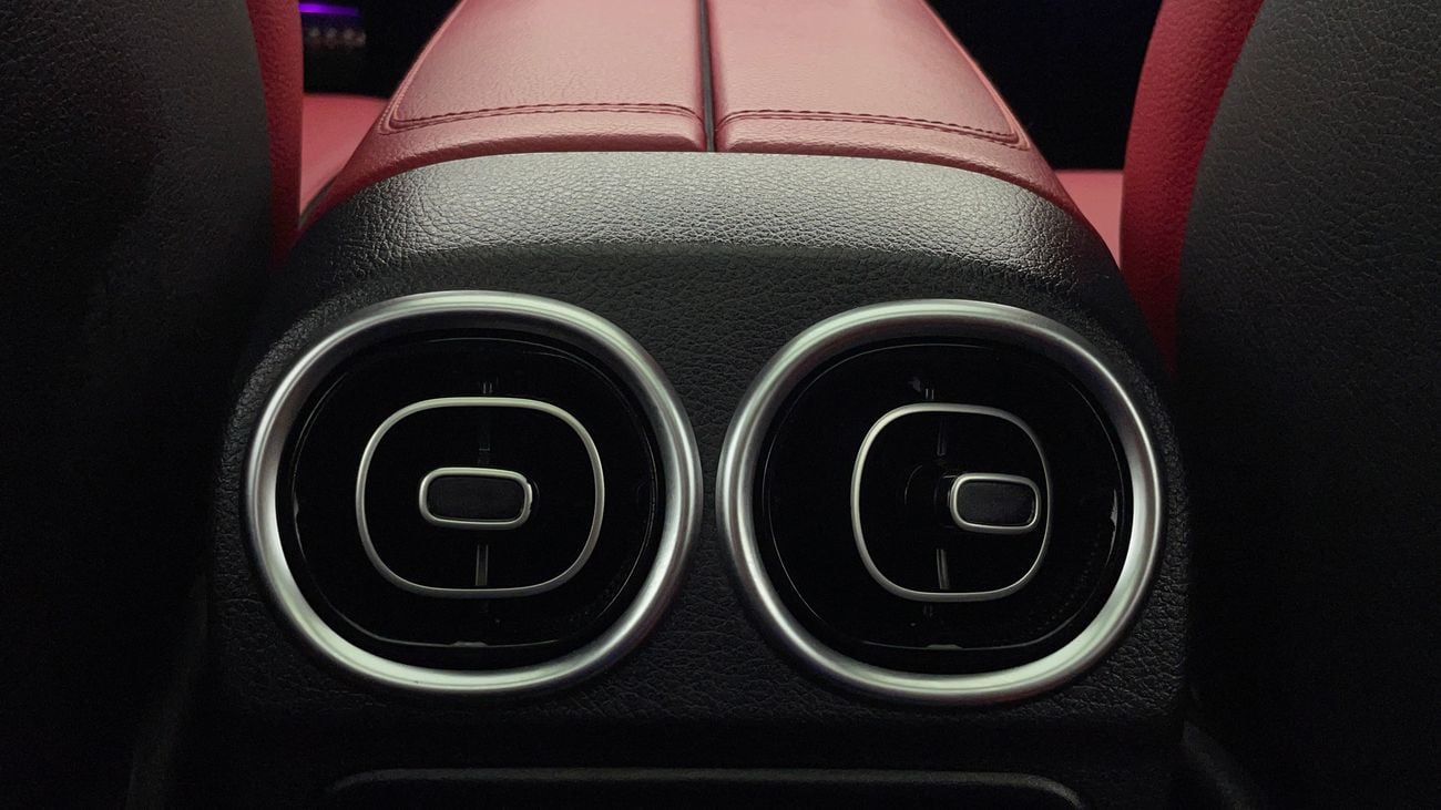 مرسيدس بنز C 200 AMG PREMIUM 2 | بدون دفعة مقدمة | اختبار القيادة في المنزل