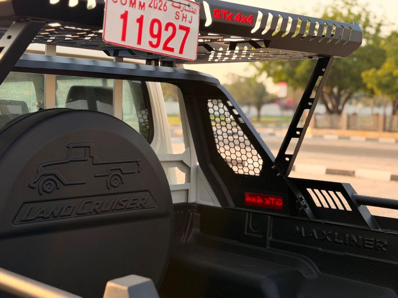تويوتا لاند كروزر بيك آب 79 series