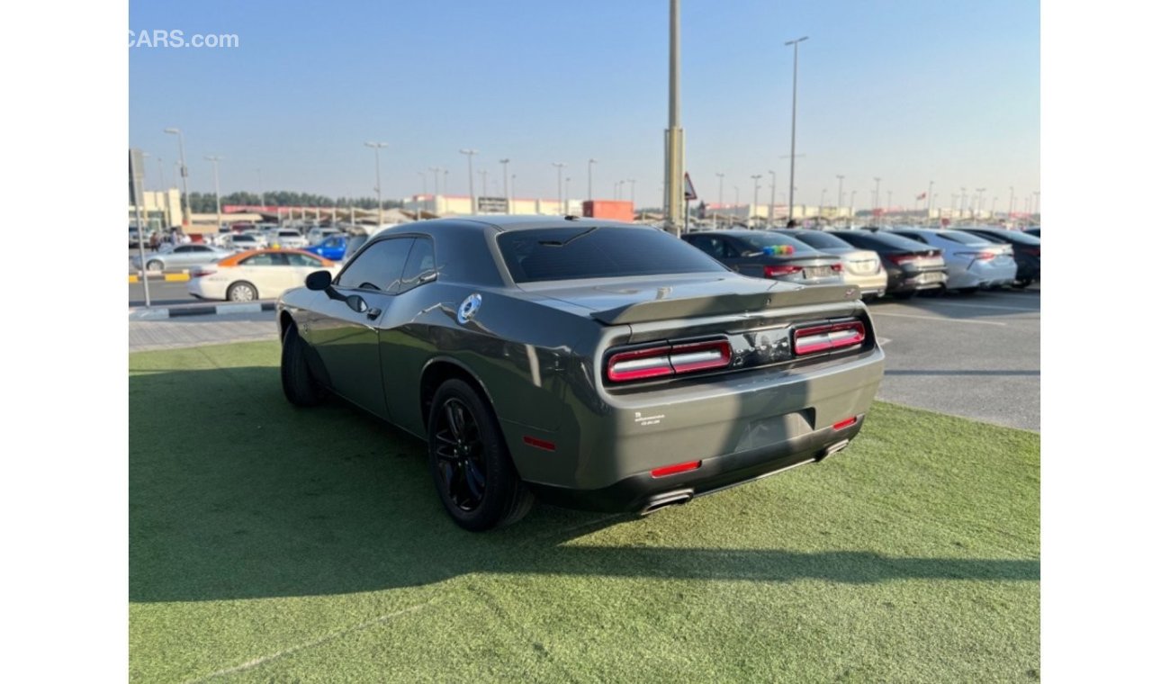 Dodge Challenger SXT Plus Dodge Challenger SXT+ 4*4 /2019 /USA /