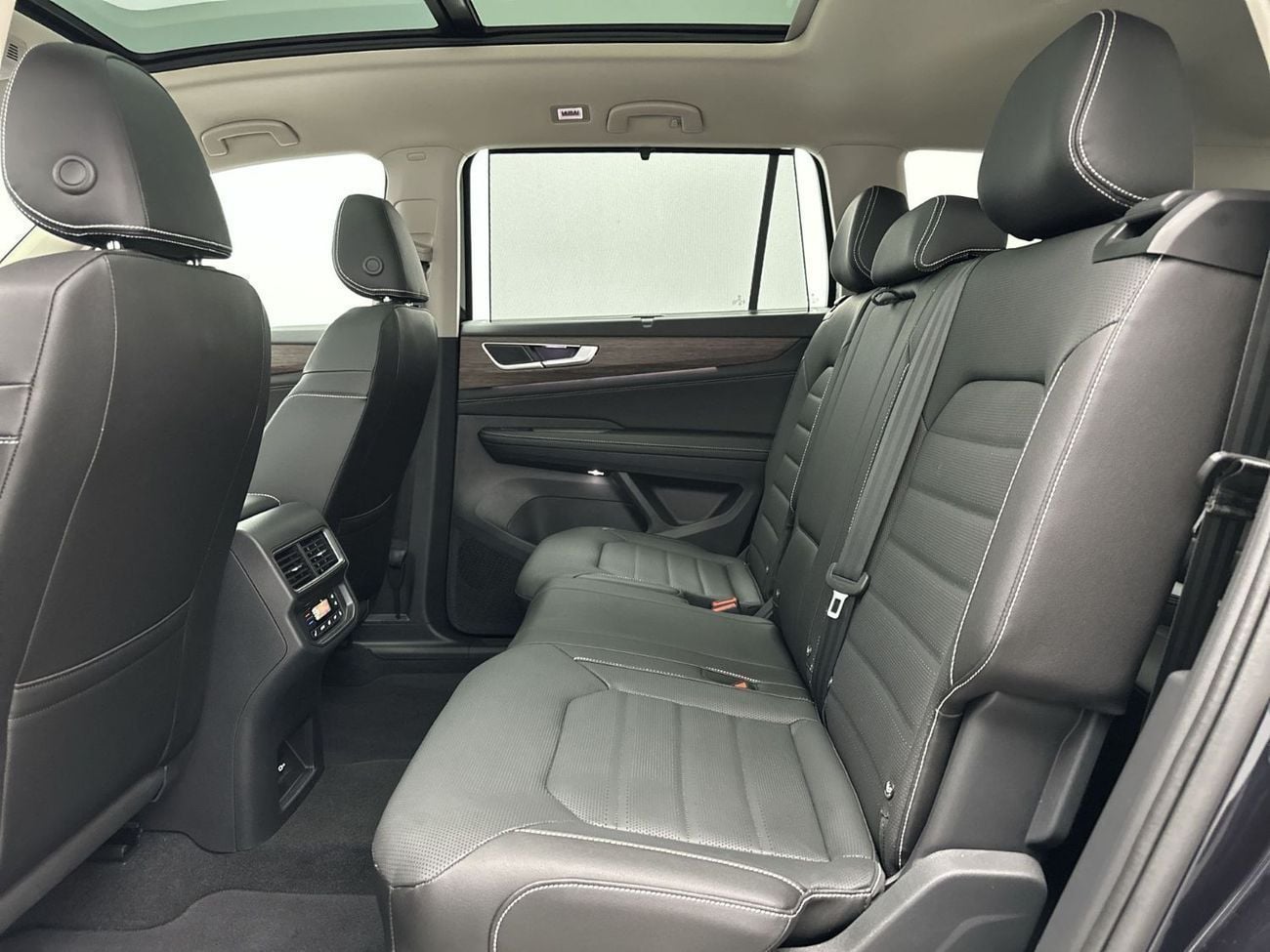 Volkswagen Teramont COMFORTLINE Teramont 2.0L (Facelift 2) | VW Certified | 34,100 AED SAVINGS from New Car