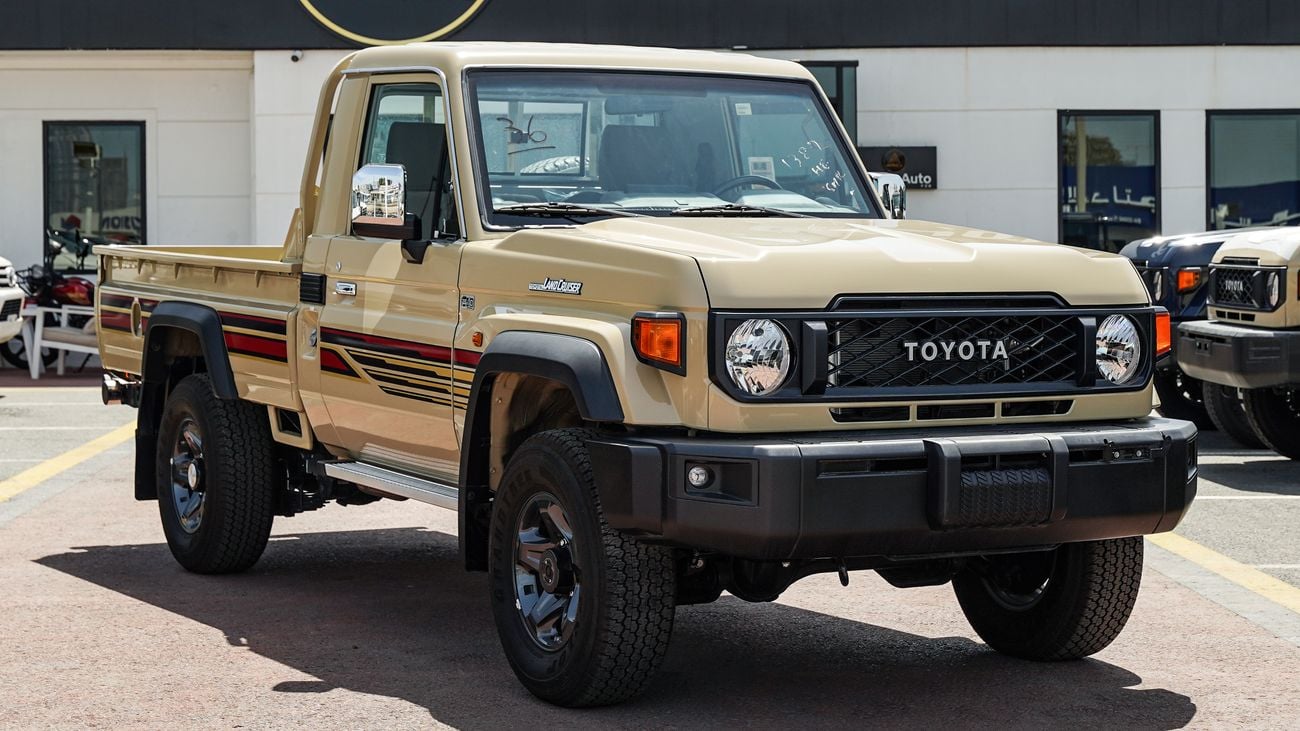 تويوتا لاند كروزر بيك آب