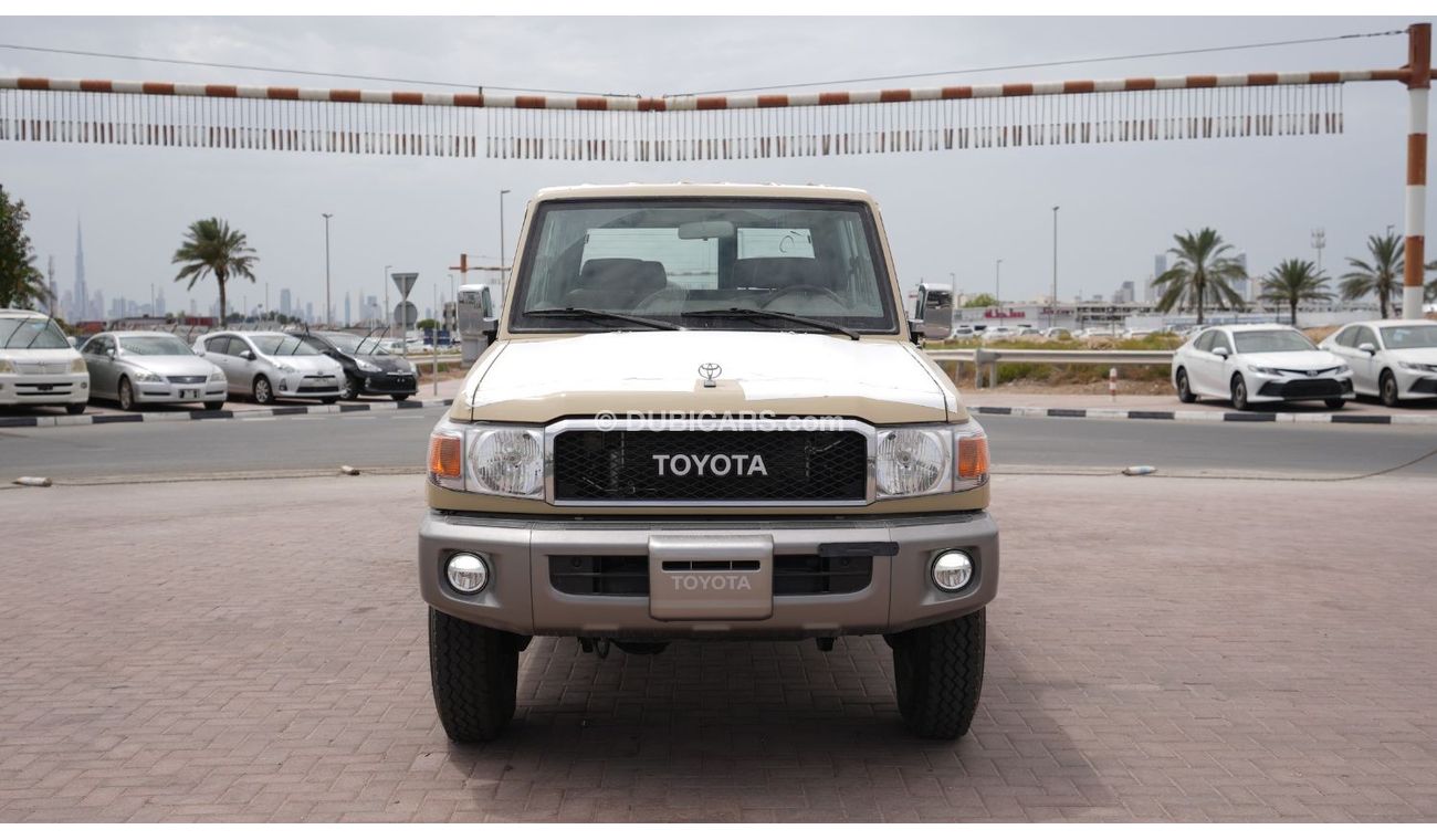 Toyota Land Cruiser 70 LC 71HARD TOP V6 4.0L PETROL  - 2 DOORS - 2022 - كبسوله ربع ونش ودفلوك