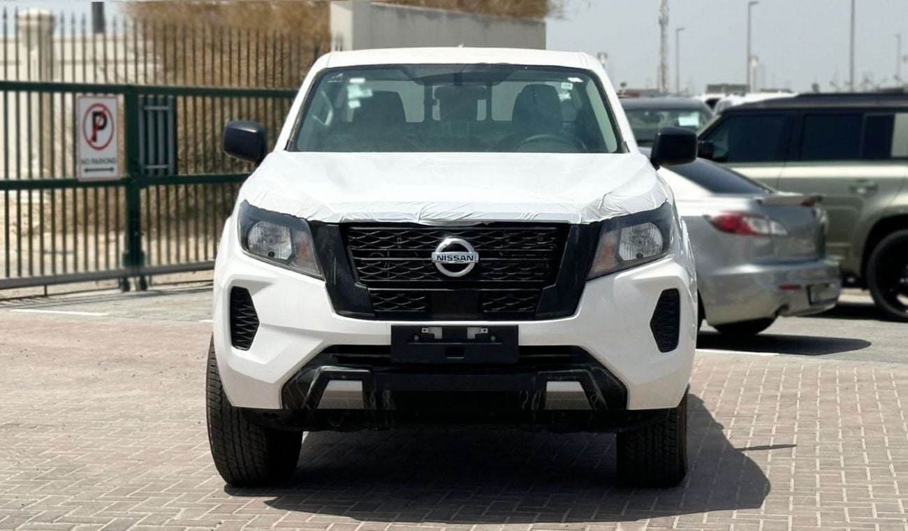 Nissan Navara 2.5D XE D23 4X4 DC PLUS MT