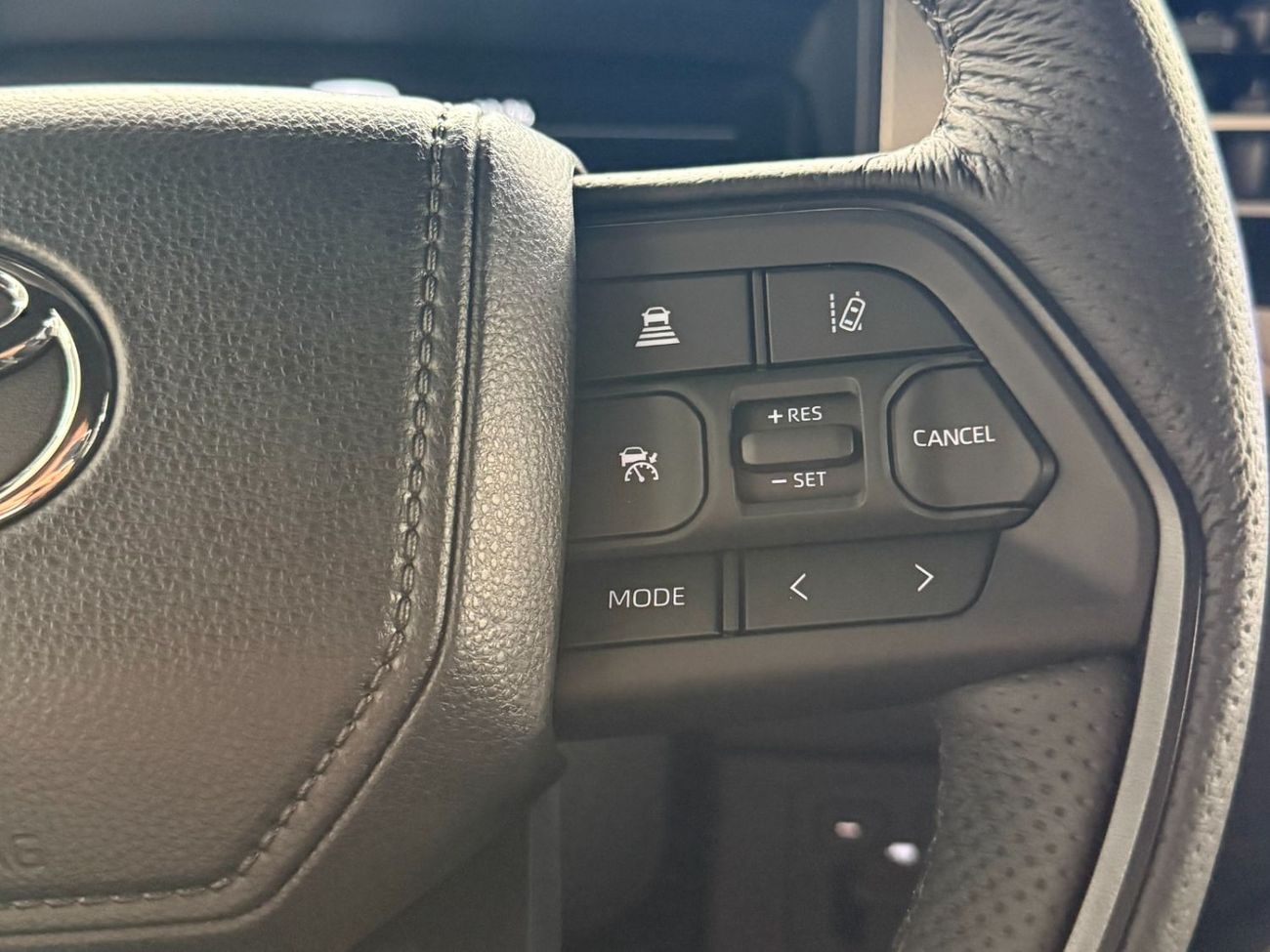 Toyota Tundra TUNDRA LIMITED TRD OFF ROAD 3.4 I-FORCE HYBRID PANORAMA CREW MAX