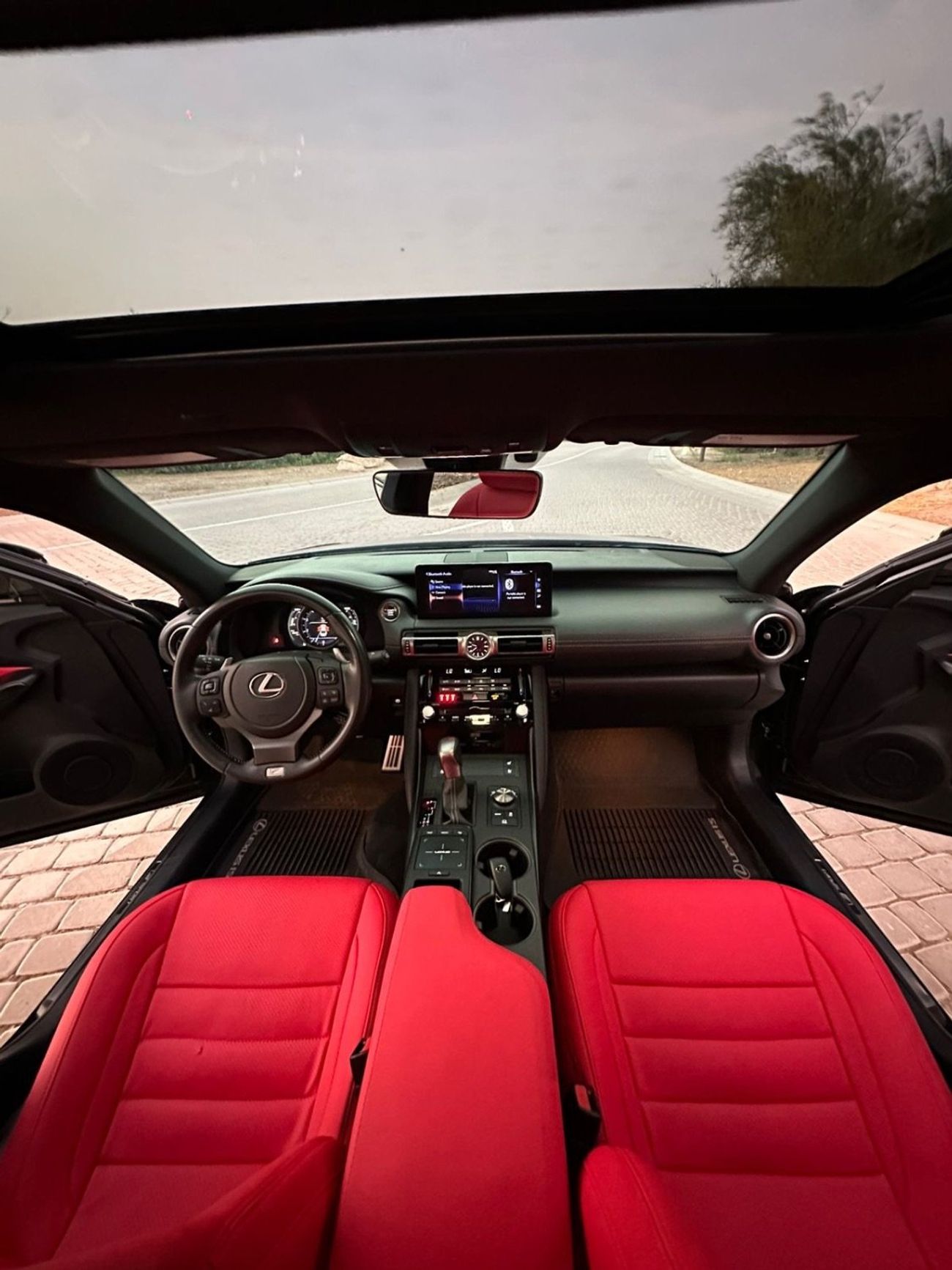 لكزس IS 350 F Sport 3.5L (312 HP)