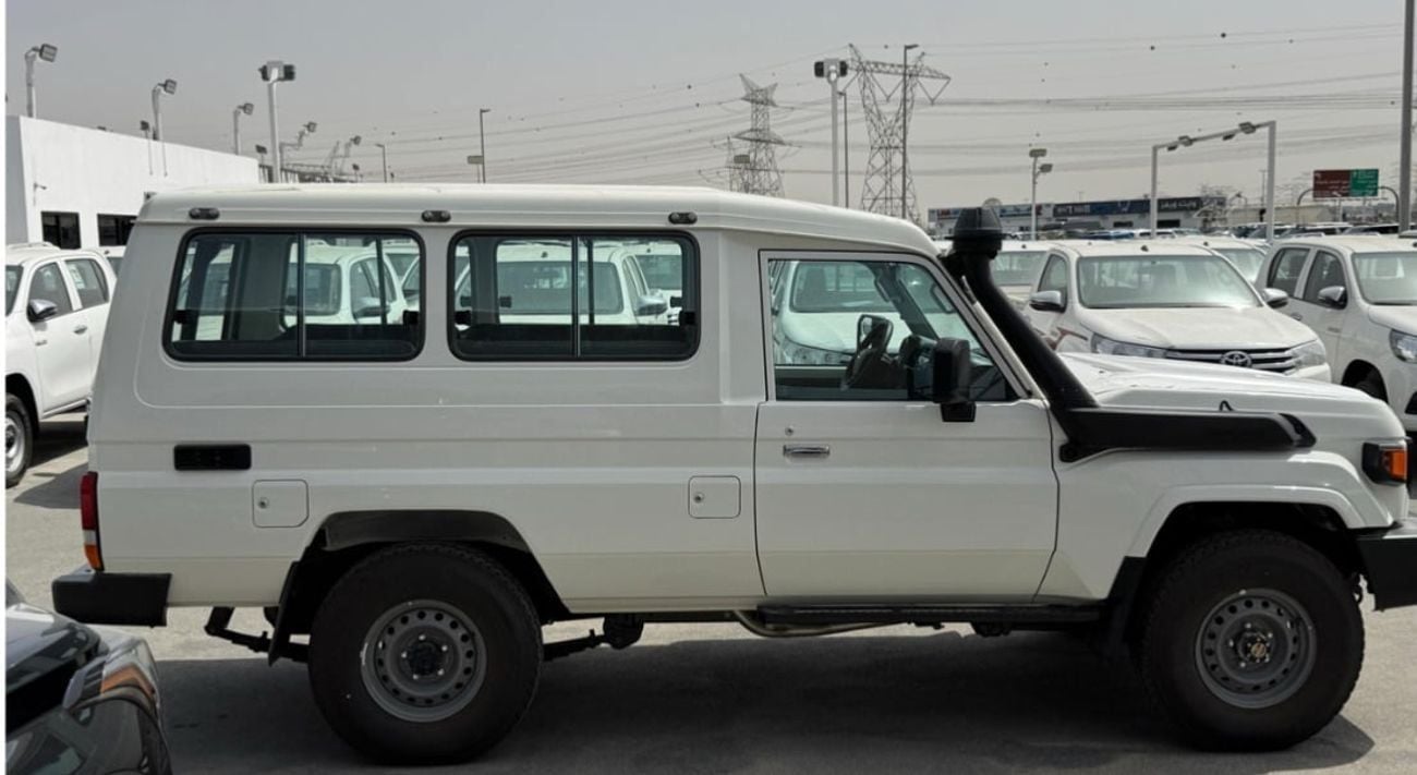 Toyota Land Cruiser 70 Toyota Land Cruiser LC78 Hard Top 4.2L Diesel 3doors V6 2025