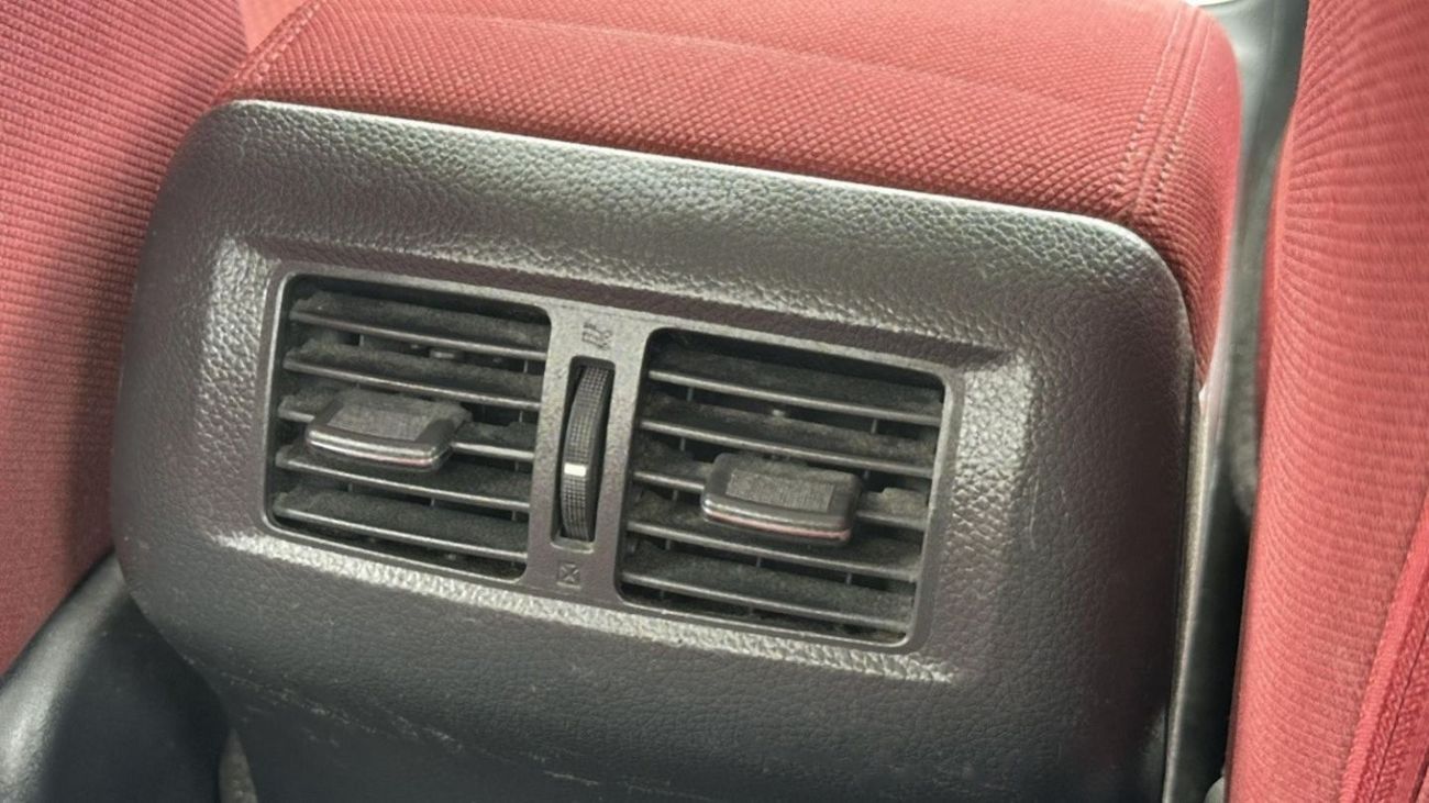 نيسان نافارا SE 4x4 A/T GCC Specs