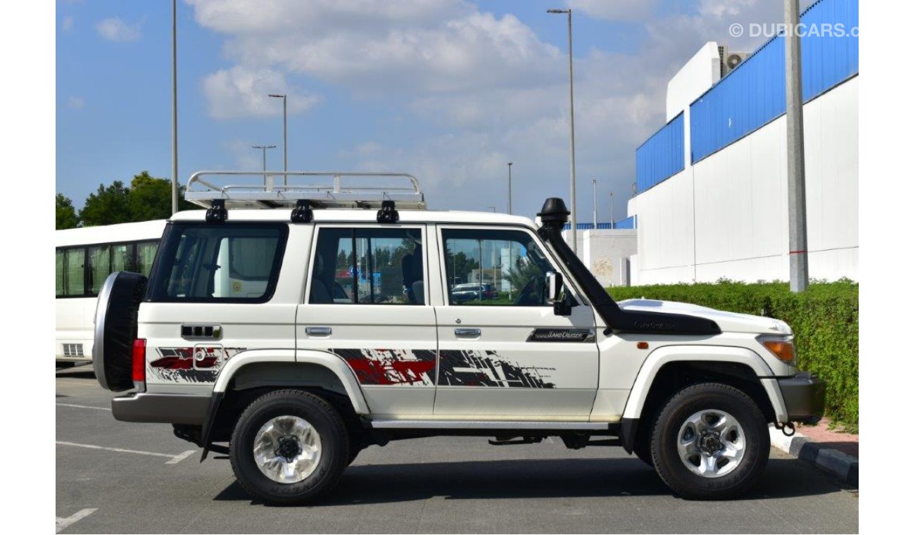 Toyota Land Cruiser 70 LX LIMITED V8 4.5L TD MT