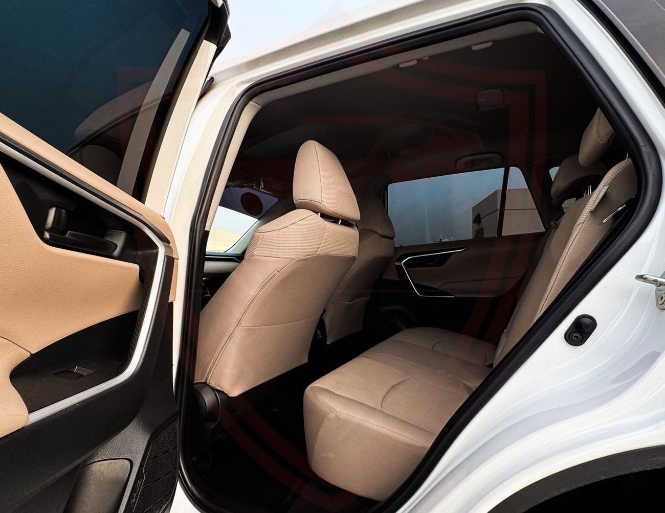 تويوتا راف ٤ تويوتا راف فور | 2.5 لتر | 2024 | خليجية | خالية من الحوادث | بحالة ممتازة | 1589 شهرياً