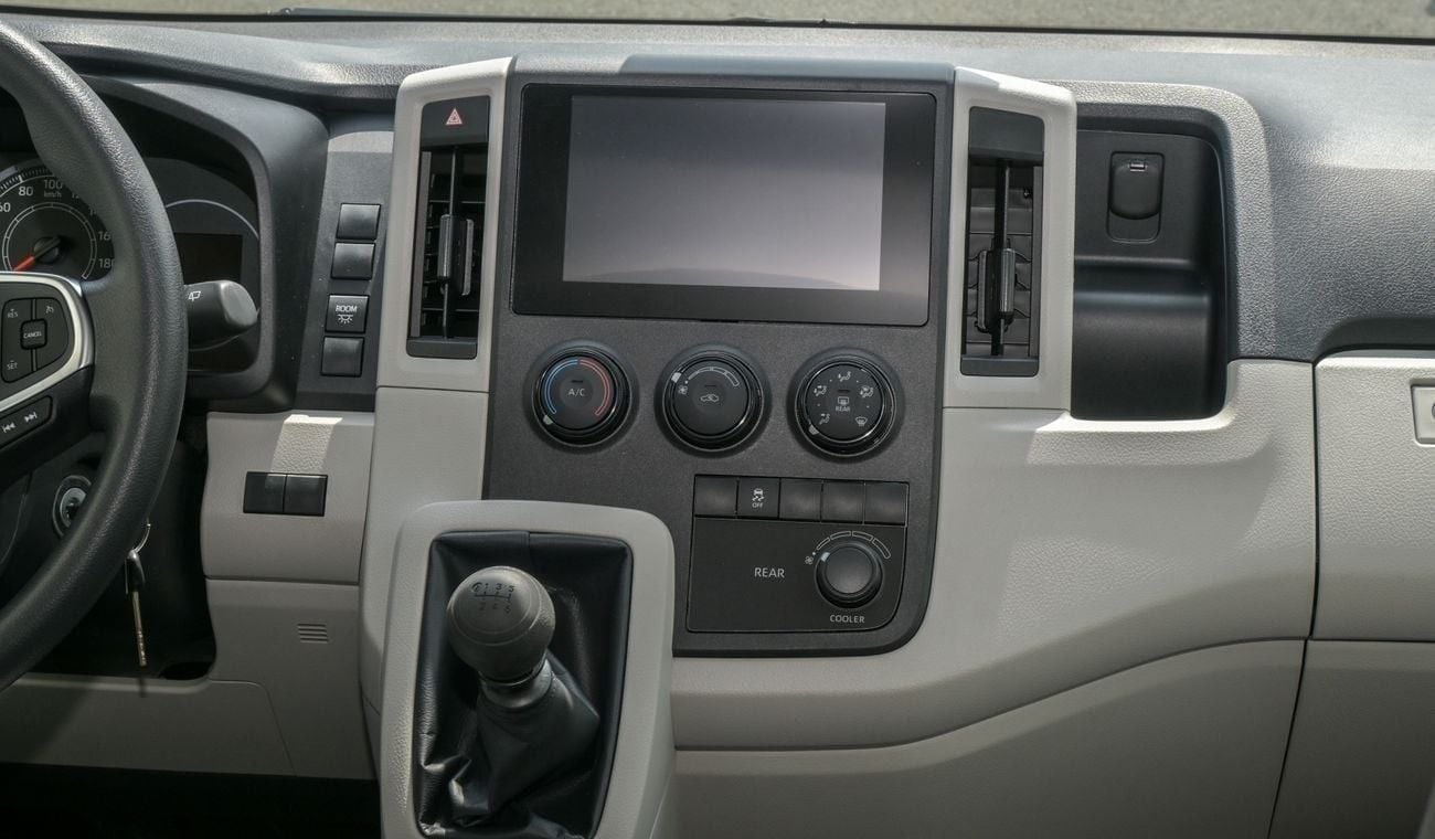 تويوتا هاياس DUBAI REGISTRATION - HIACE HIGHROOF 3.5 M/T GL - FUTAIM