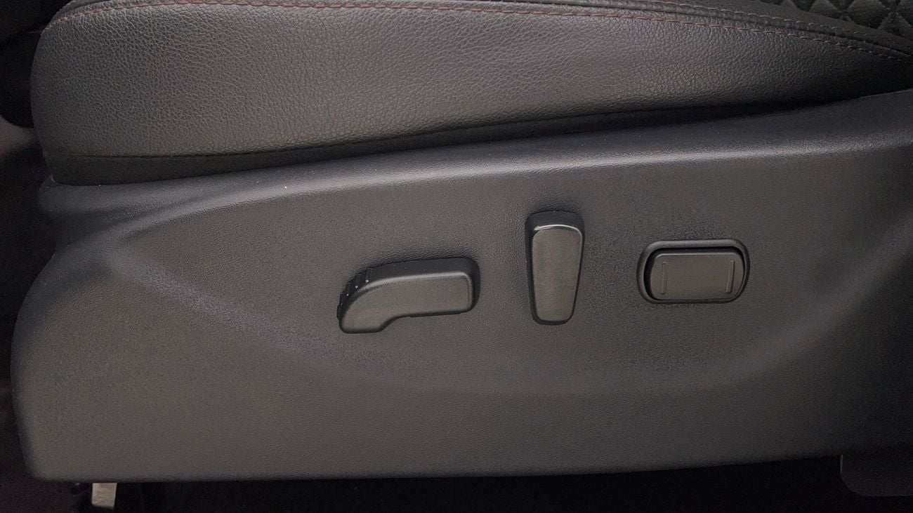 نيسان إكستيرا PLATINUM 2.5 | بدون دفعة مقدمة | اختبار القيادة في المنزل