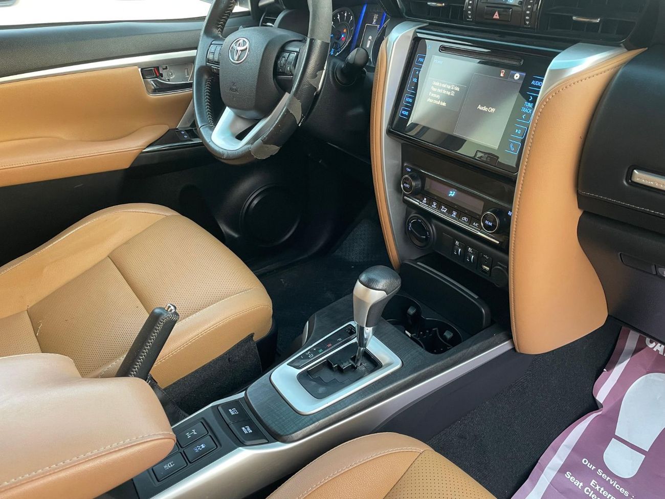 تويوتا فورتونر VXR 4.0L (278 HP)