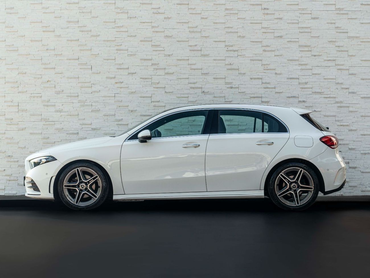 Mercedes-Benz A 200 AED 2,044 PM • A200 AMG PREMIUM • LOW KMS • OFFICIAL GARGASH MERCEDES-BENZ WARRANTY UNTIL 2026