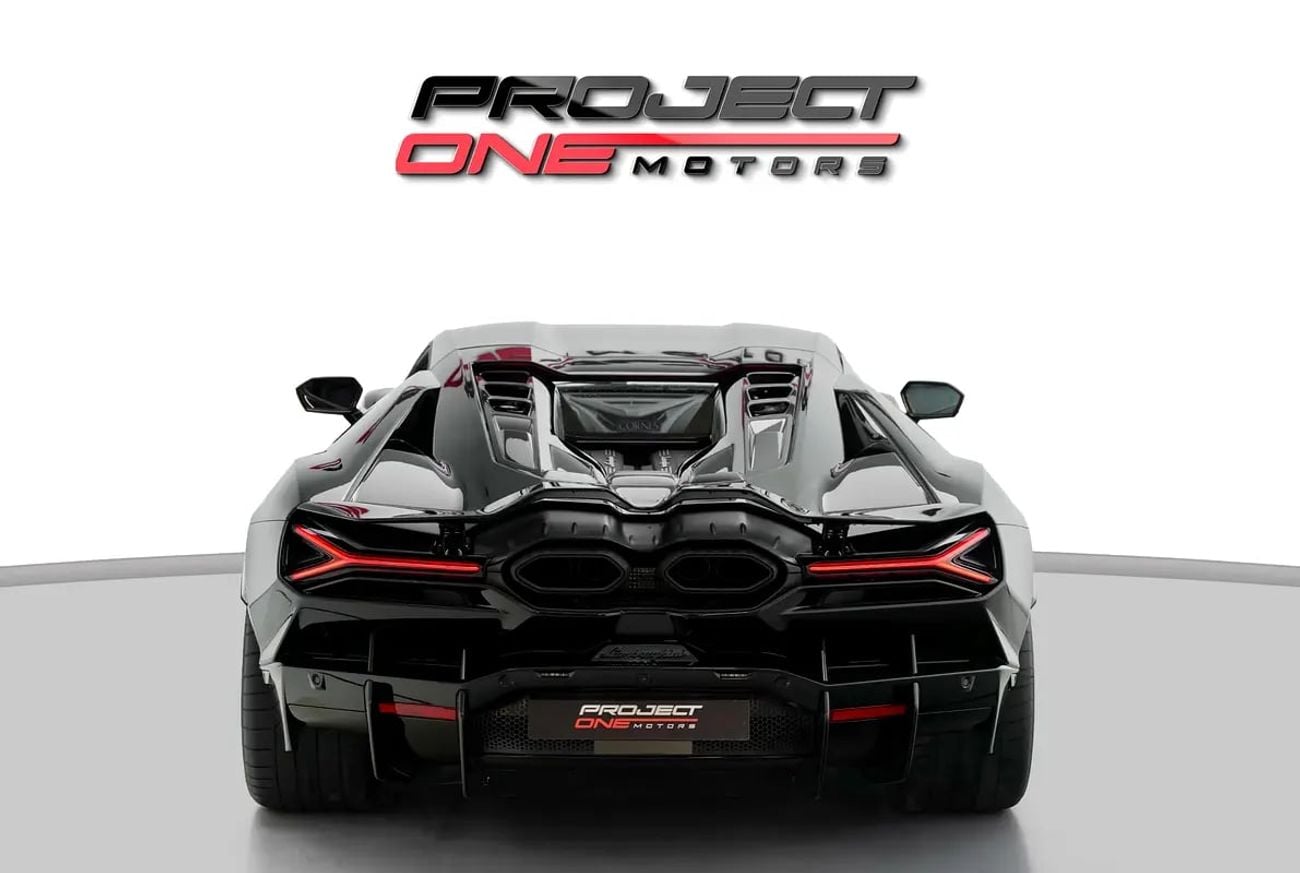 Lamborghini Revuelto