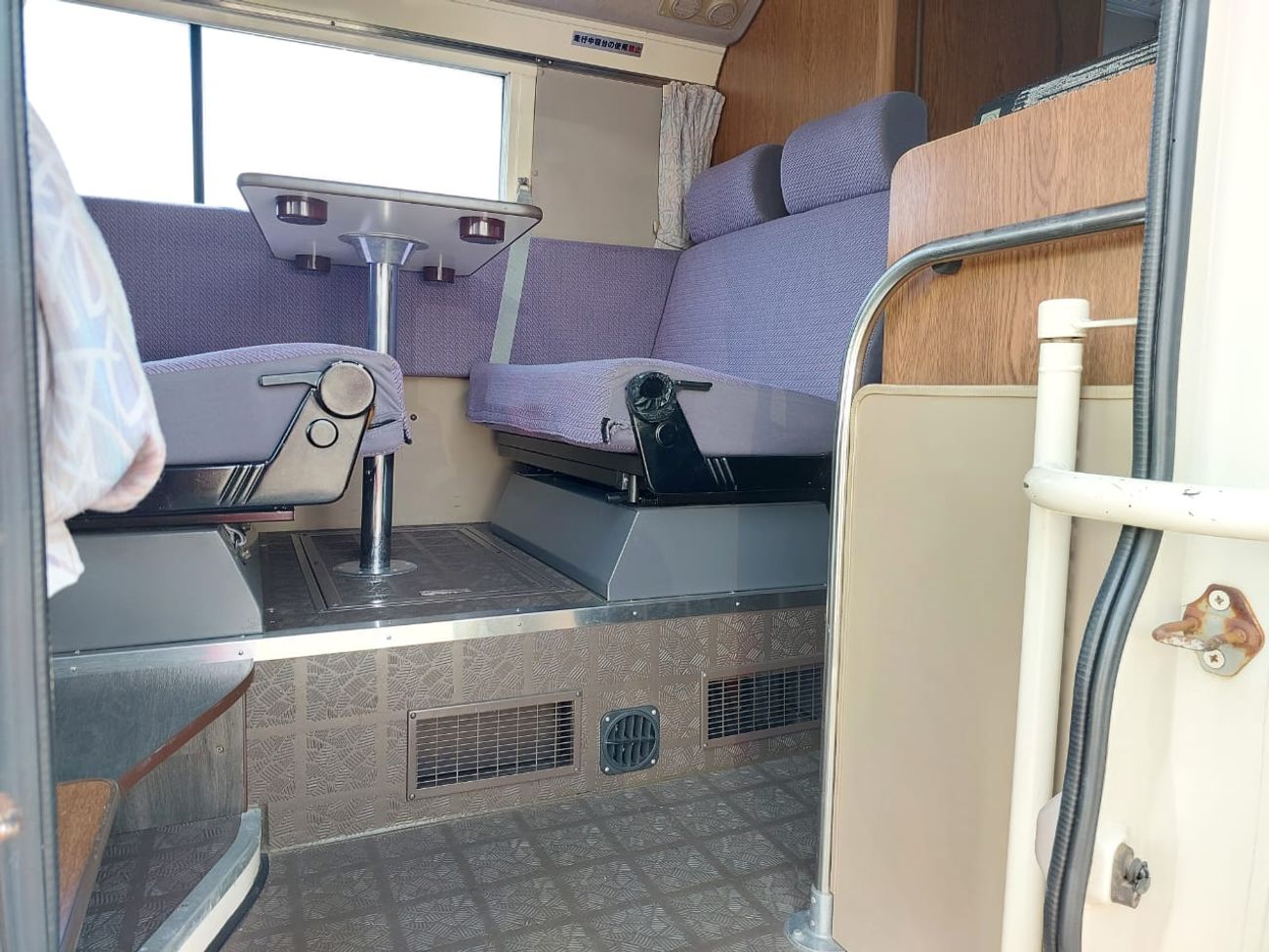 نيسان سيفيليان NISSAN CIVILIAN BUS RHD 1996 MODEL 4.1 L DIESEL MANUAL(PM00562)