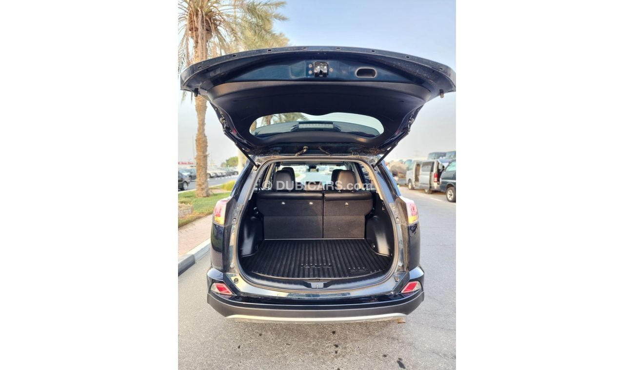 Toyota RAV4 Toyota Rav4 xle full option 2018 model