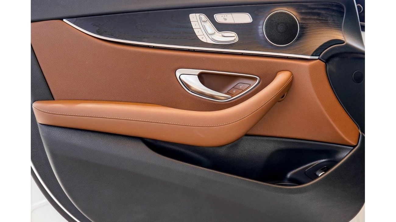 Mercedes-Benz E200 Premium