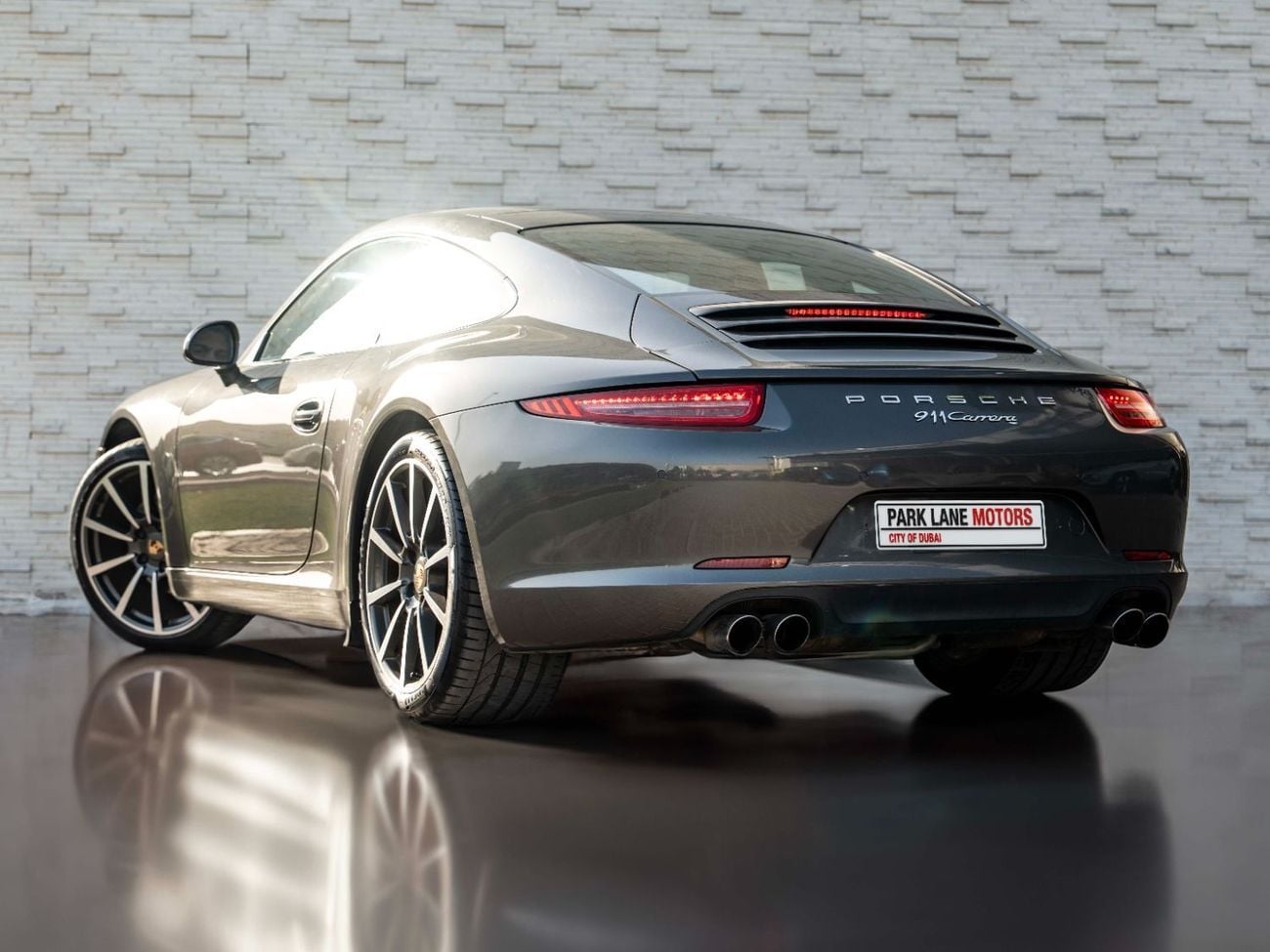 بورش 911 Carrera 3.6L Coupe