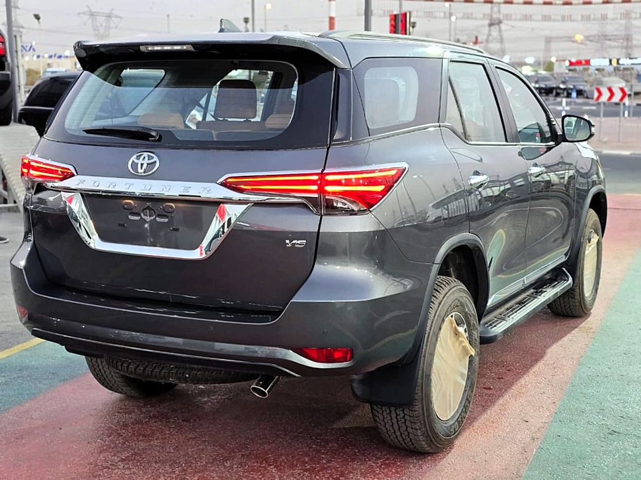 تويوتا فورتونر VX1 4.0L