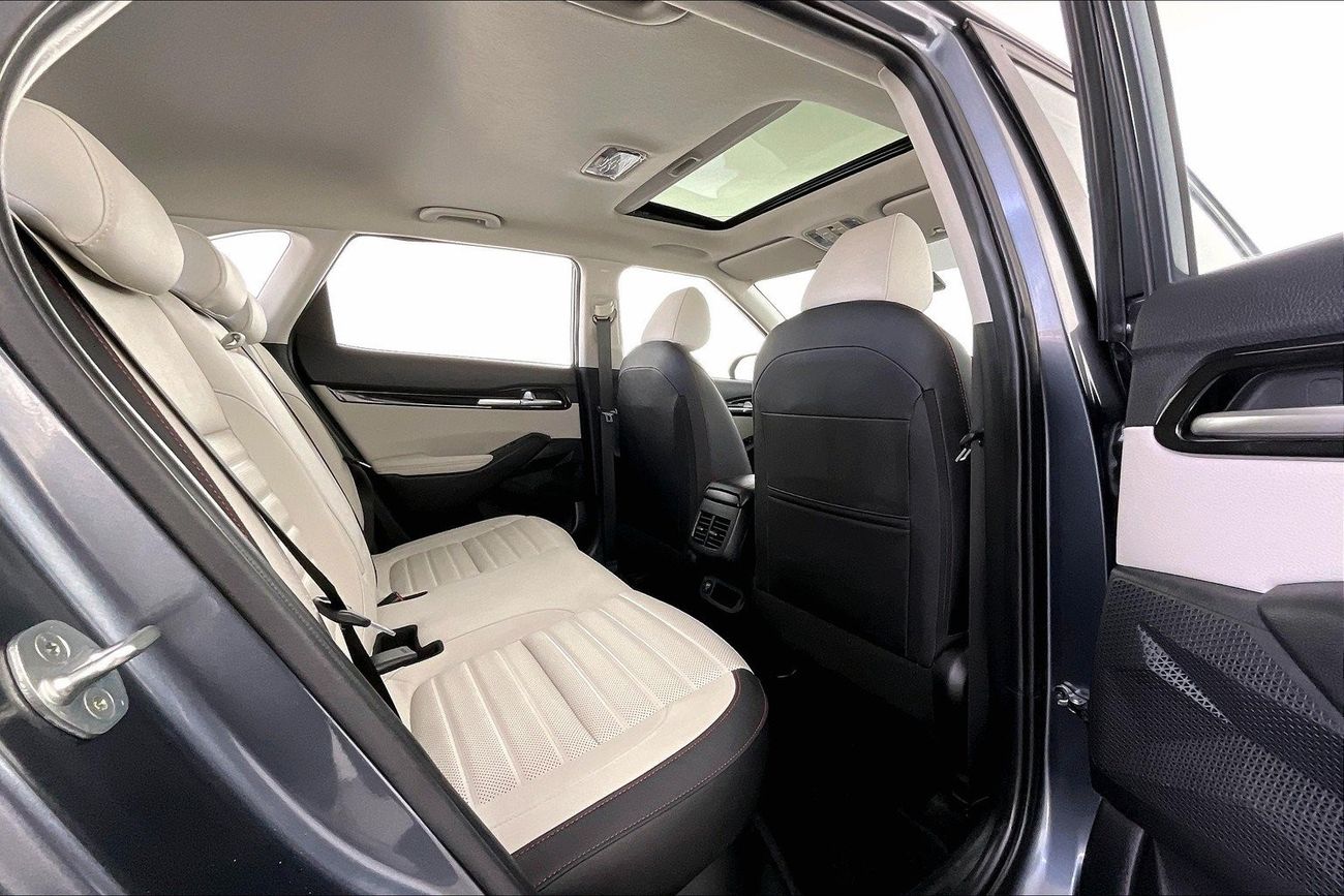 ميتسوبيشي باجيرو GLS Lowline | شامل الضمان | 0 ﺪﻔﻋﺓ ﺃﻮﻟﻯ