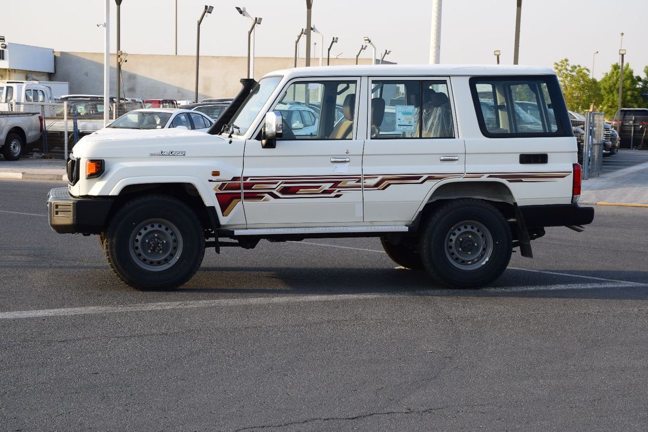 Toyota Land Cruiser LC 78 HARDTOP