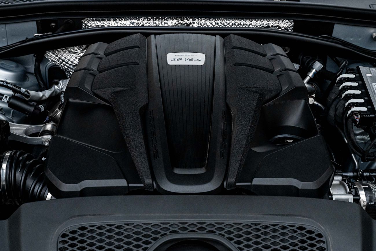 Porsche Macan Macan S | 6,855 P.M | 0% Downpayment | Perfect Condition!