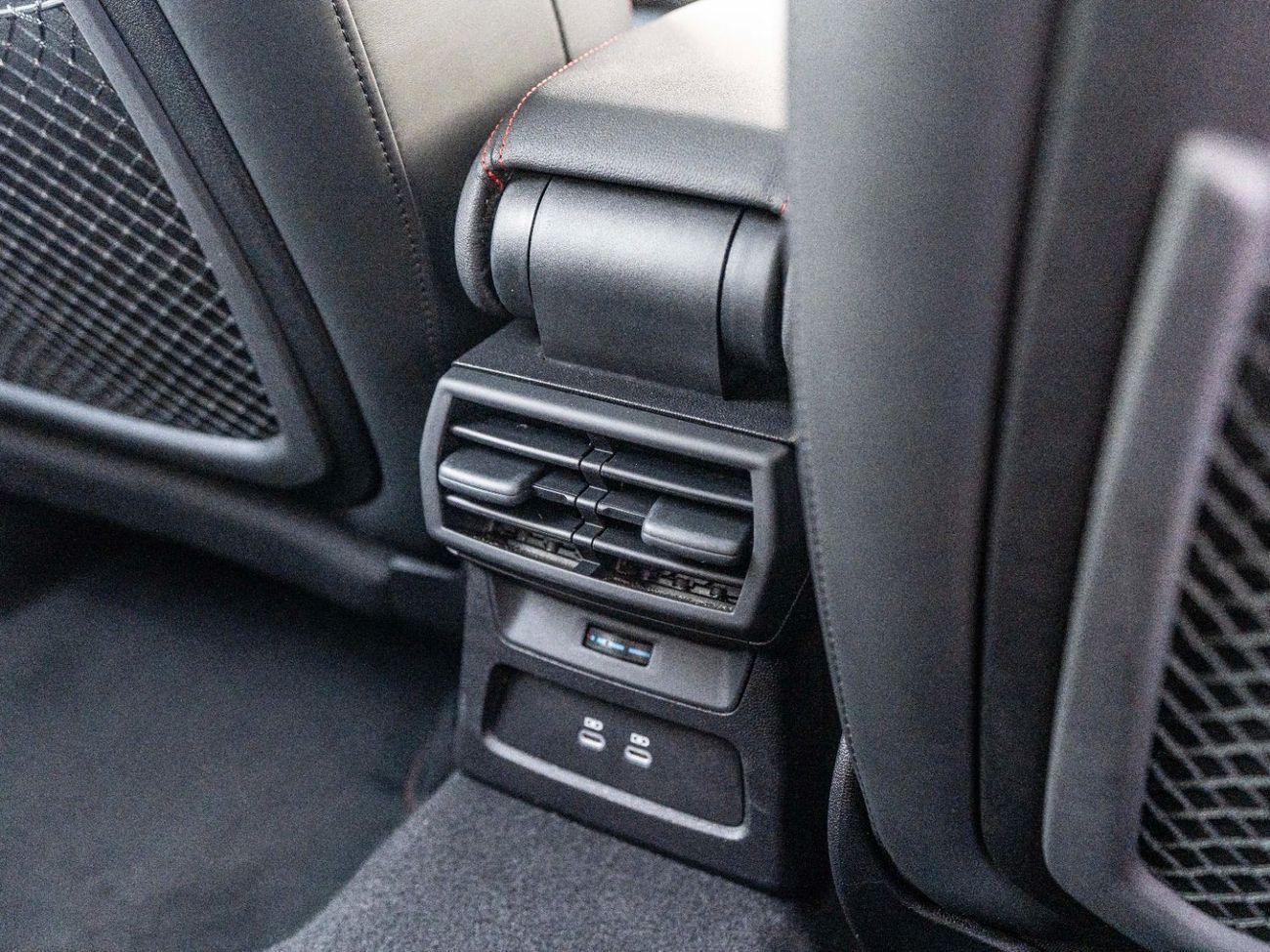 Audi RS3 TFSI quattro 2.5L Sportback