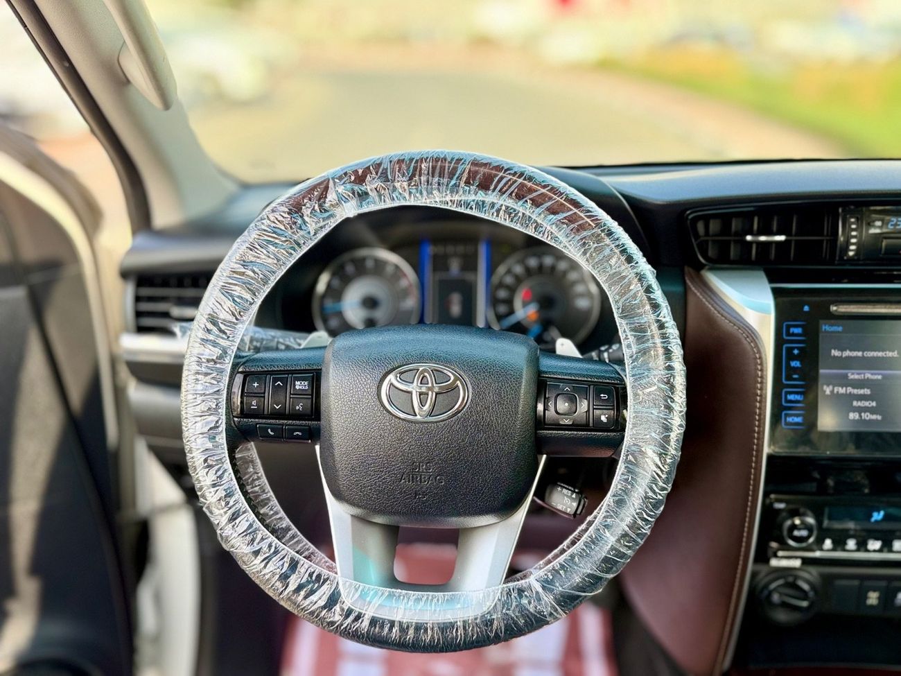 تويوتا فورتونر Toyota Fortuner Model 2018 fuel petrol V6 left hand drive