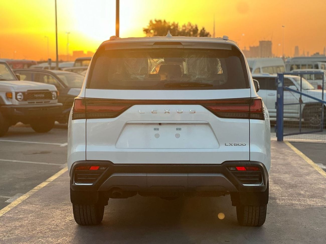 لكزس LX 600 LEXUS LX600 2026M 3.5L SUV 4WD