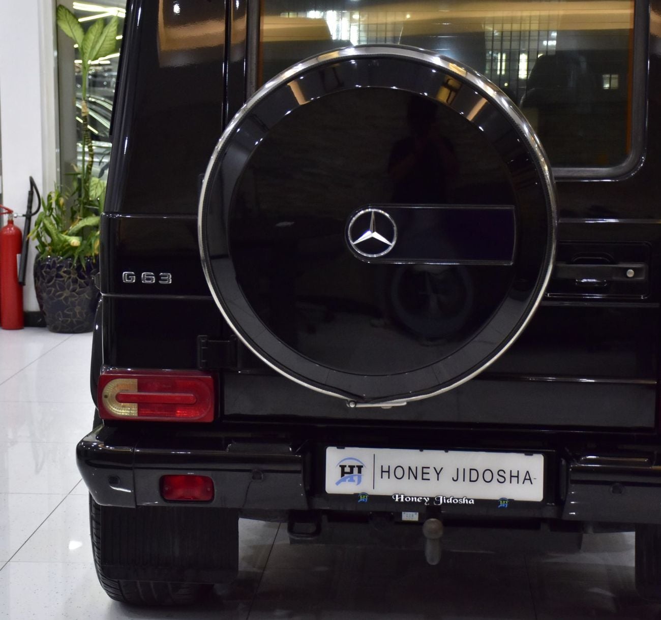 Mercedes Benz G63 AMG STD EXCELLENT DEAL for our Mercedes Benz G63 AMG ( 2015 Model ) in Black Color GCC Specs