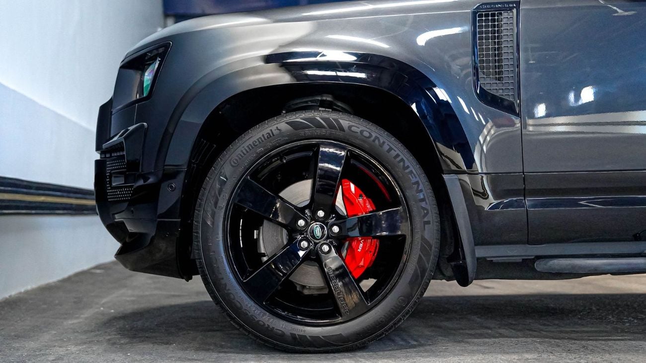 Land Rover Defender P400 110 HSE 3.0L (7 Seater) UAEs Very Best Example | 7 Seater Widetrack | AED 5,411 Per Month