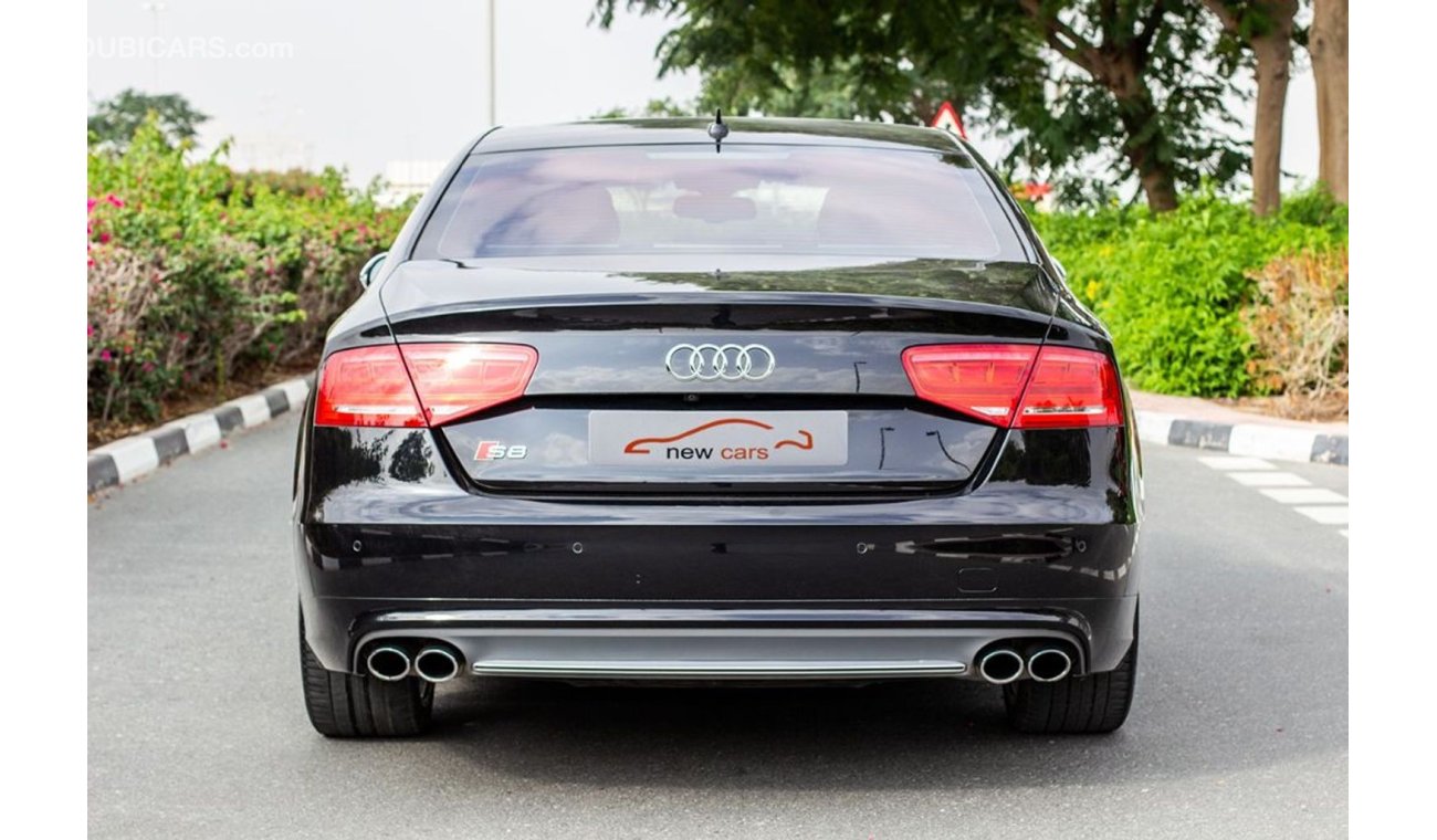 Audi S8 2013 - GCC - ASSIST AND FACILITY IN DOWN PAYMENT - 2400 AED/MONTHLY - 1 YEAR WARRANTY