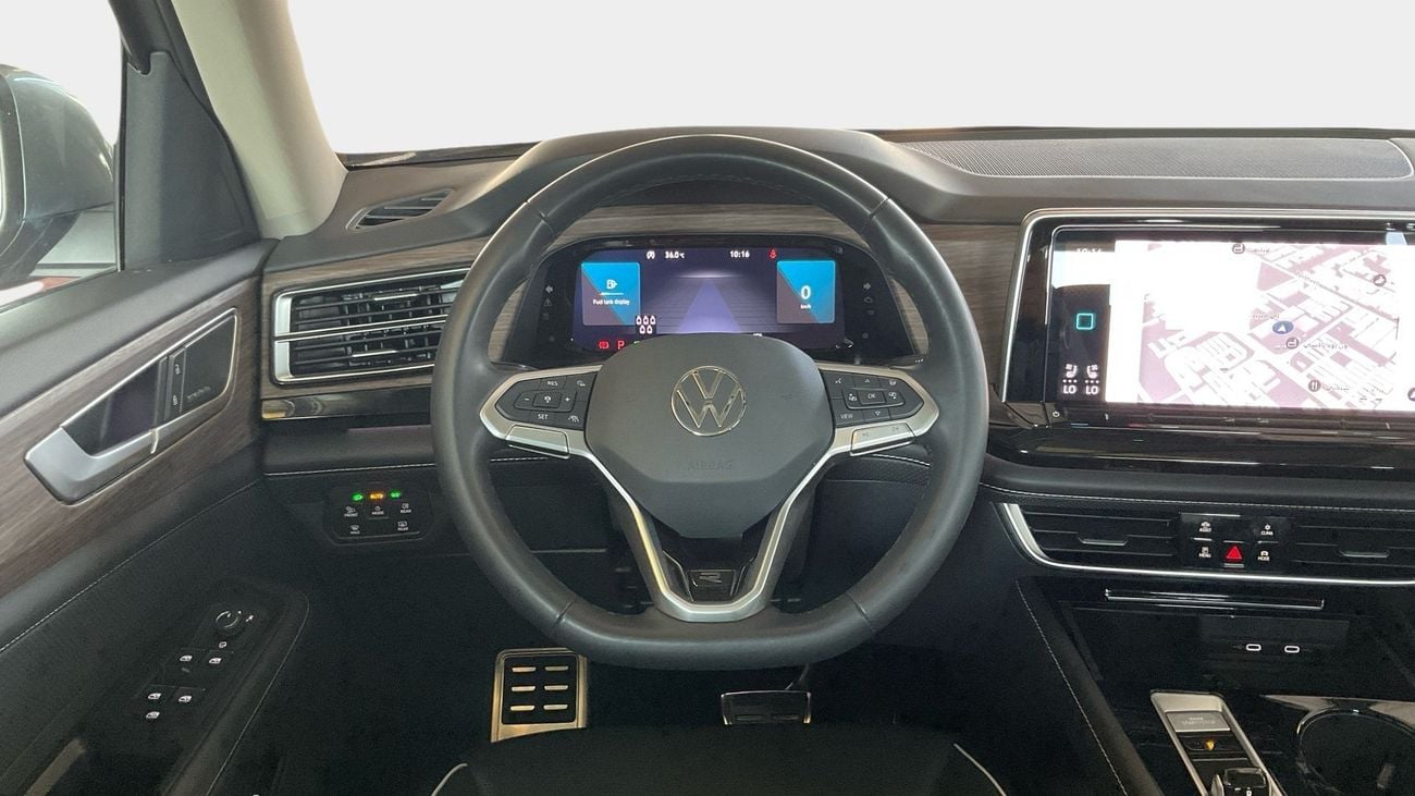 Volkswagen Teramont 2.0 R-LINE 4WD | Guaranteed Warranty | 0 Down Payment