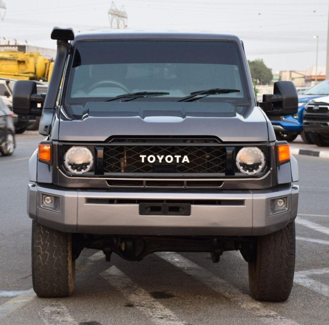 Toyota Land Cruiser Pick Up