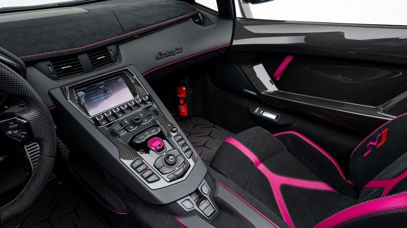 Lamborghini Aventador SVJ Roadster - 2021 - GCC Specs