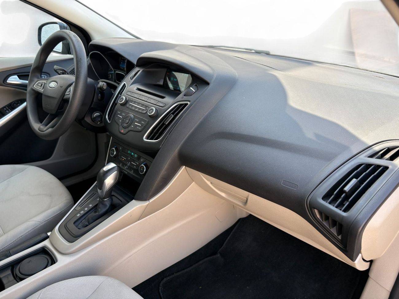 Ford Focus 1.5L A/T Eco boost | 2017 | GCC SPECS | AED 740 per month