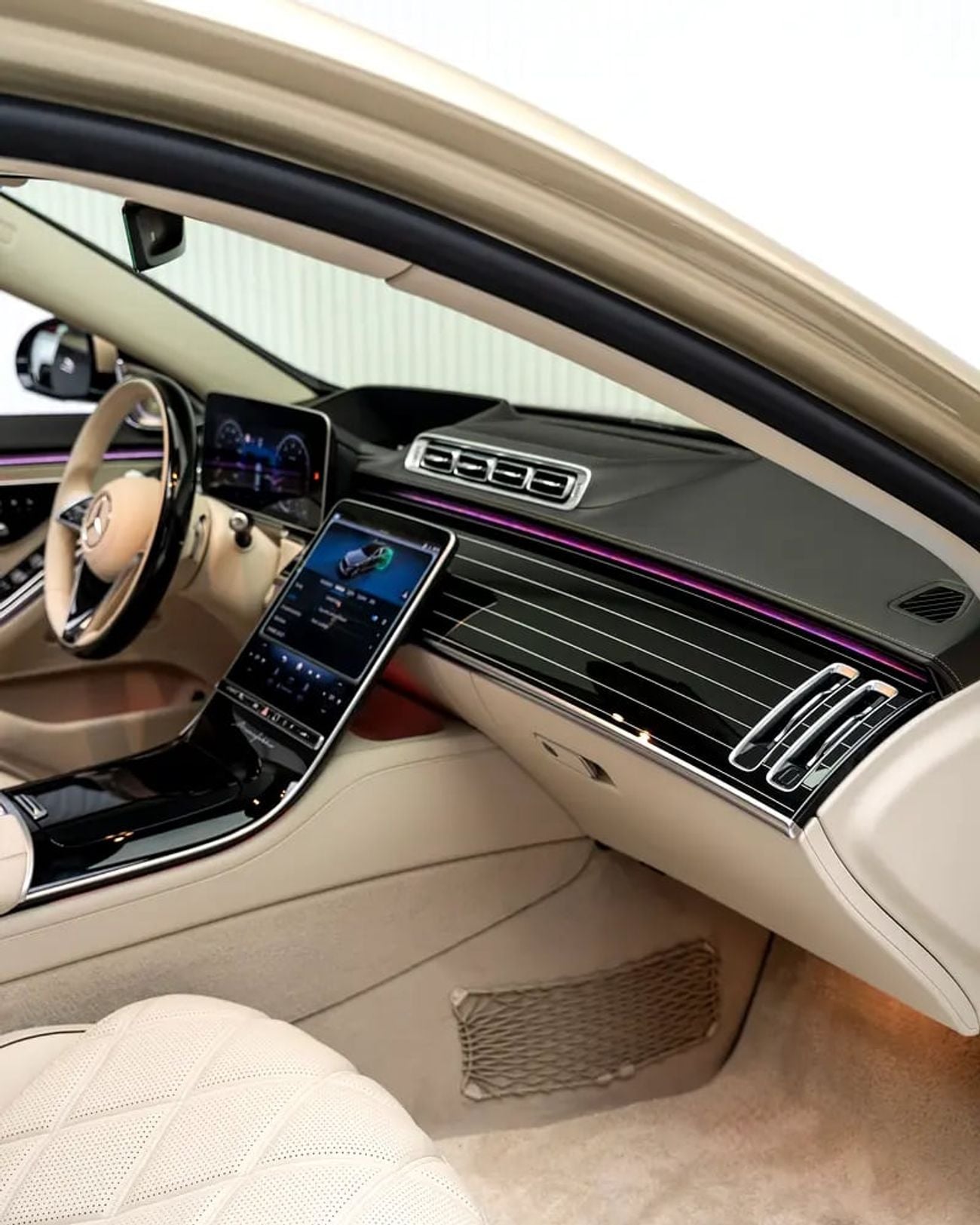 Mercedes Maybach S680 Maybach S680 FIRST CLASS