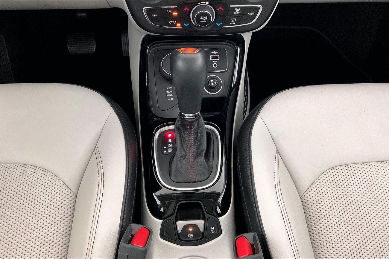 Chevrolet Captiva Premier | 1 year free warranty | 0 Down Payment