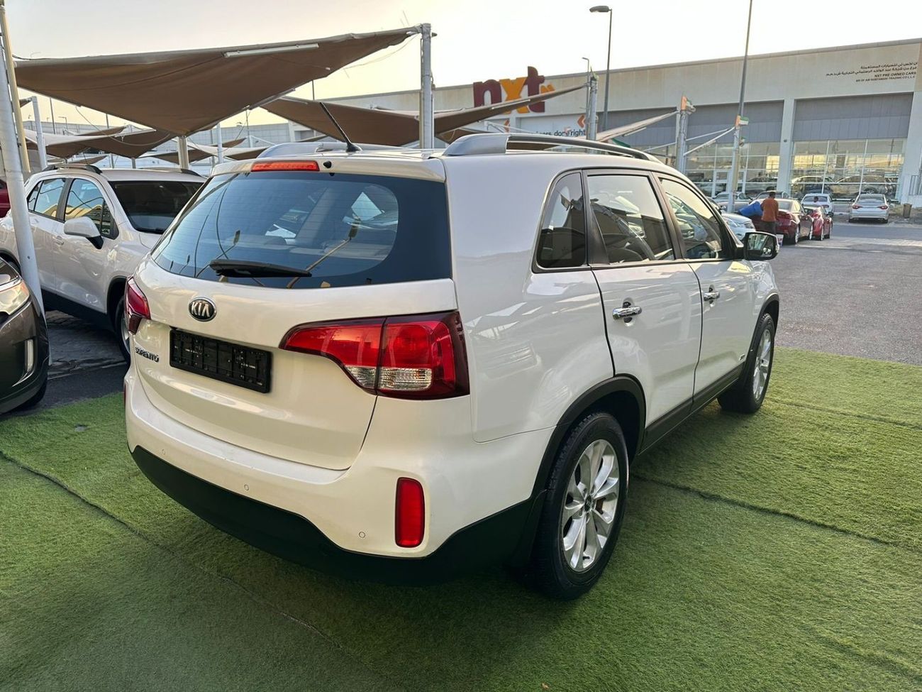 كيا سورينتو LX 4 سلندر بدون حوادث خليجى