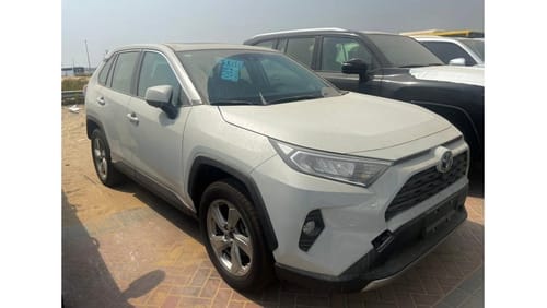 Toyota RAV4 Toyota RAV4 2.0 Litter 2022 model Full option With Sunroof