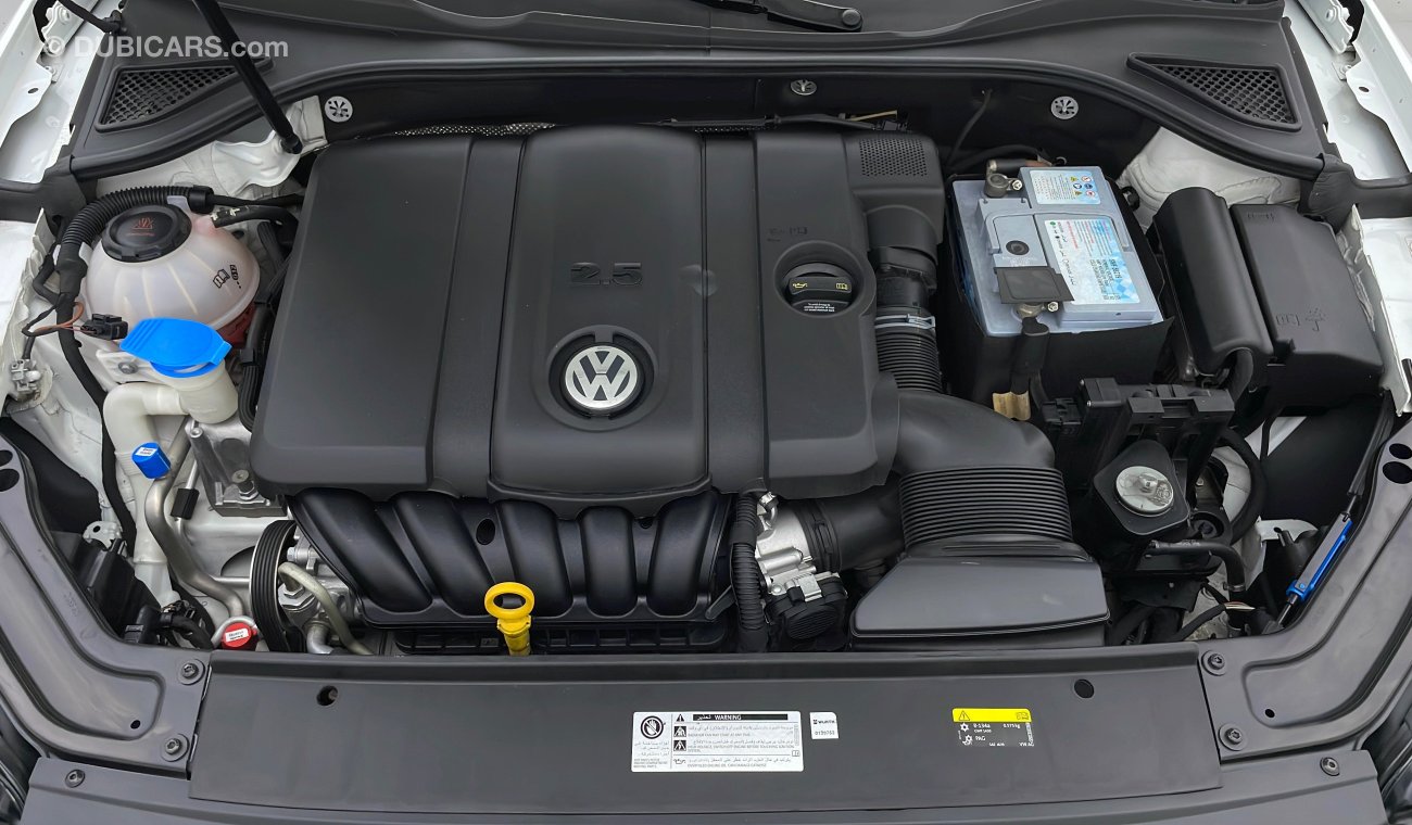 Volkswagen Passat SEL 2.5 | Under Warranty | Inspected on 150+ parameters